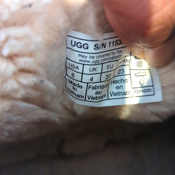 UGG Speckled Brown Shearling Boots - Size 6 - Picture 4 of 5